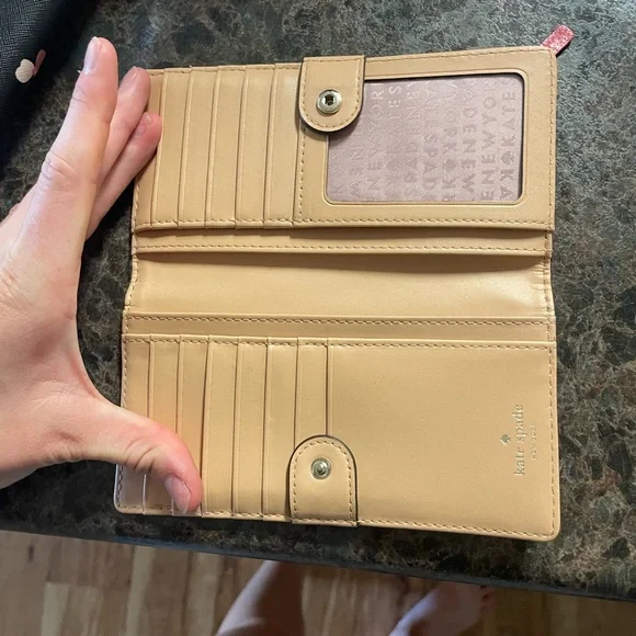 Kate spade wallet - Picture 3 of 3